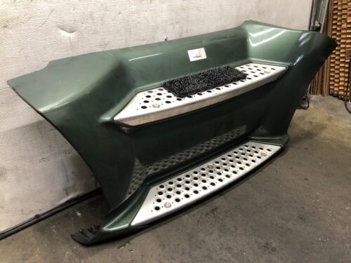 2012-2022 Kenworth T680 Green Right/Passenger Front Skirt - Used - Image 2